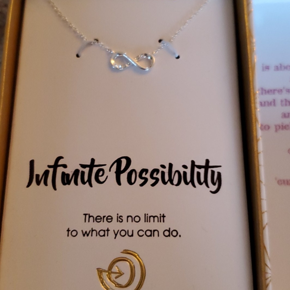 NECKLACE - Picture 3 of 6